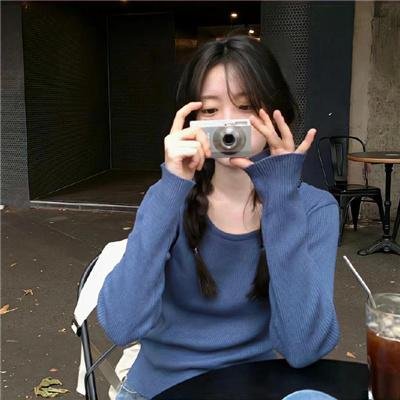 眼里余光都是你